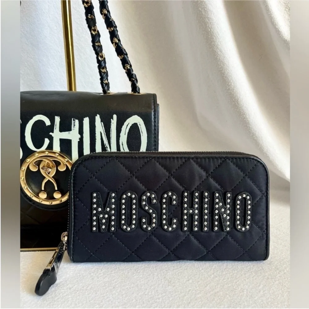 New Moschino Studded Logo Quilted
Fabric Zip Around Wallet. 100% Authentic - Picture 4 of 9
